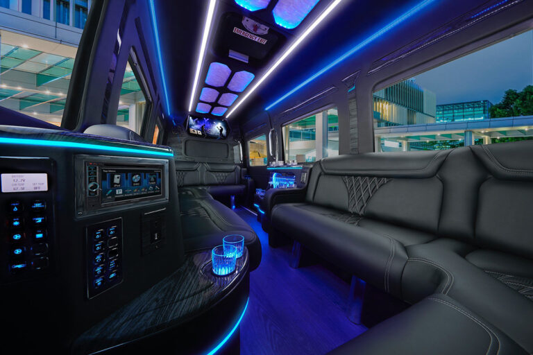 Hollywood Town Car and Limousine|Los Angeles Sprinter Limousine